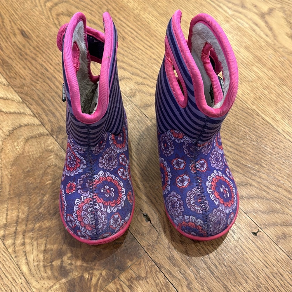 Baby Bogs Pansy toddler size 7